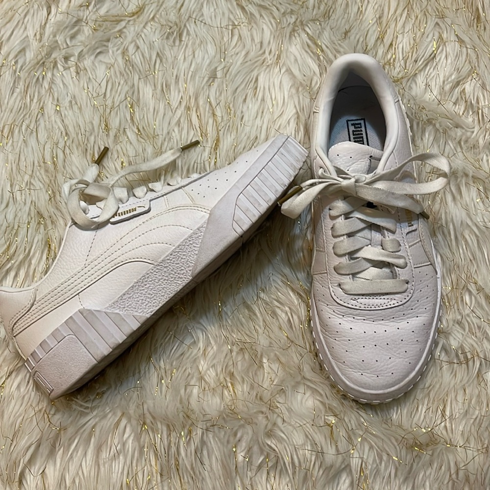 Puma Sneakers